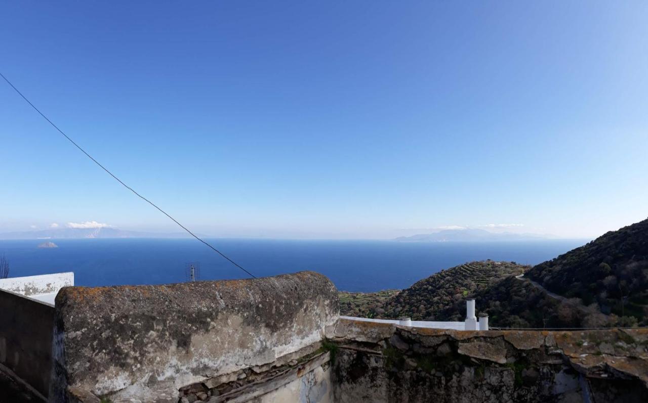 New Guesthouse In Emporios Emporeiós エクステリア 写真
